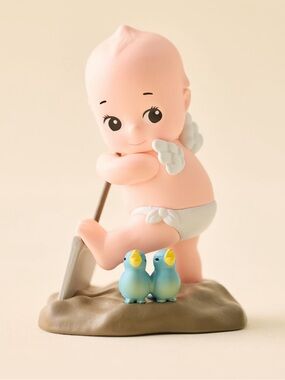 Smoko Kewpie in the Garden Blindbox Figurine with Blue Birds
